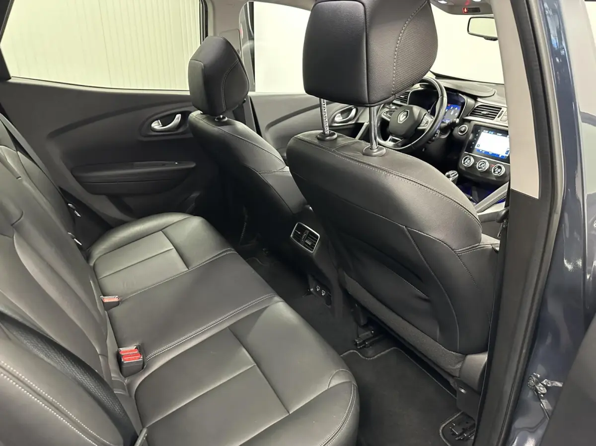 1.3 TCe Intens LEER TREKHAAK CARPLAY NAVI CRUISE LM ECC.