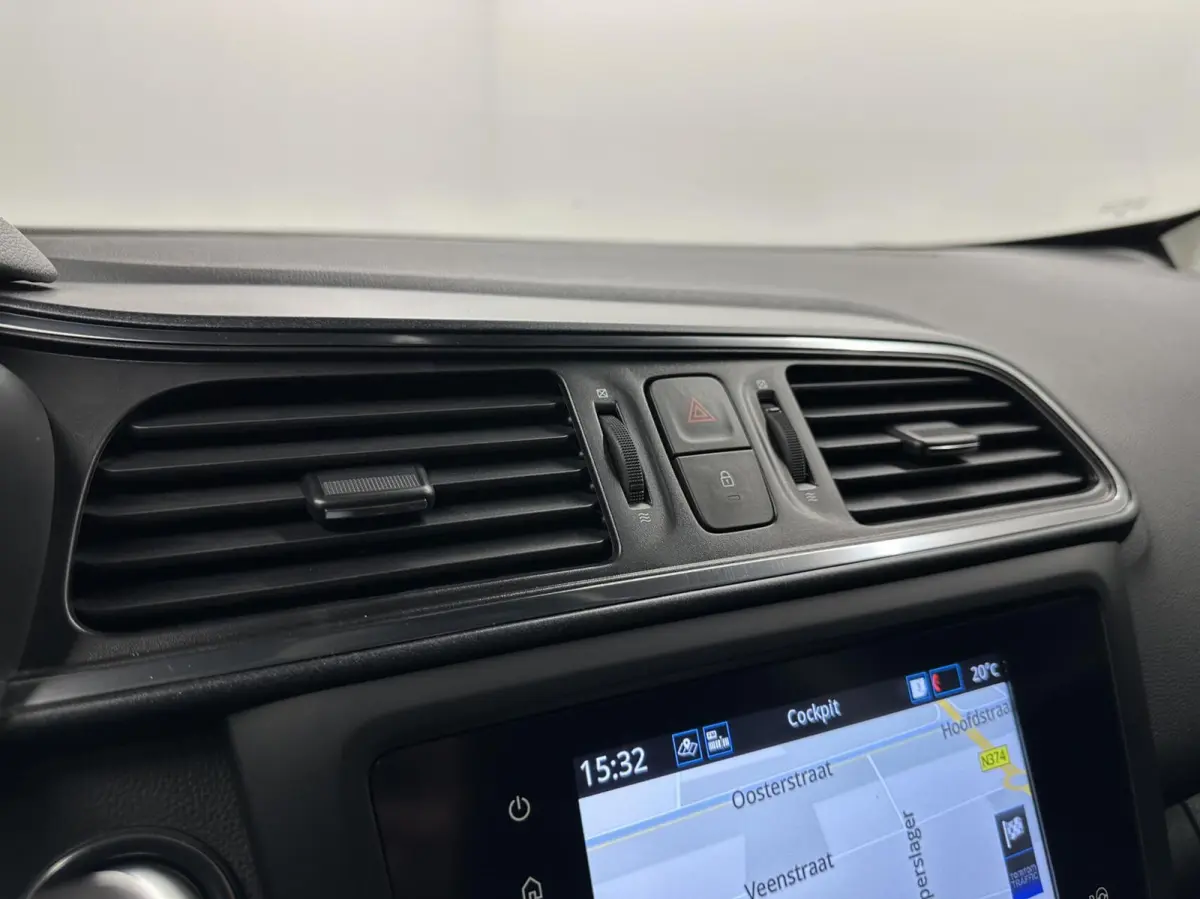 1.3 TCe Intens LEER TREKHAAK CARPLAY NAVI CRUISE LM ECC.