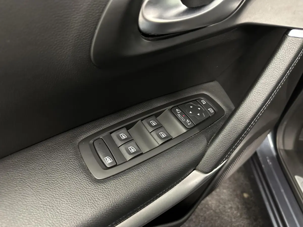 1.3 TCe Intens LEER TREKHAAK CARPLAY NAVI CRUISE LM ECC.