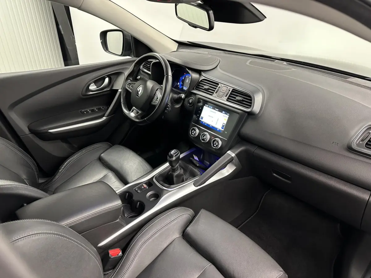 1.3 TCe Intens LEER TREKHAAK CARPLAY NAVI CRUISE LM ECC.