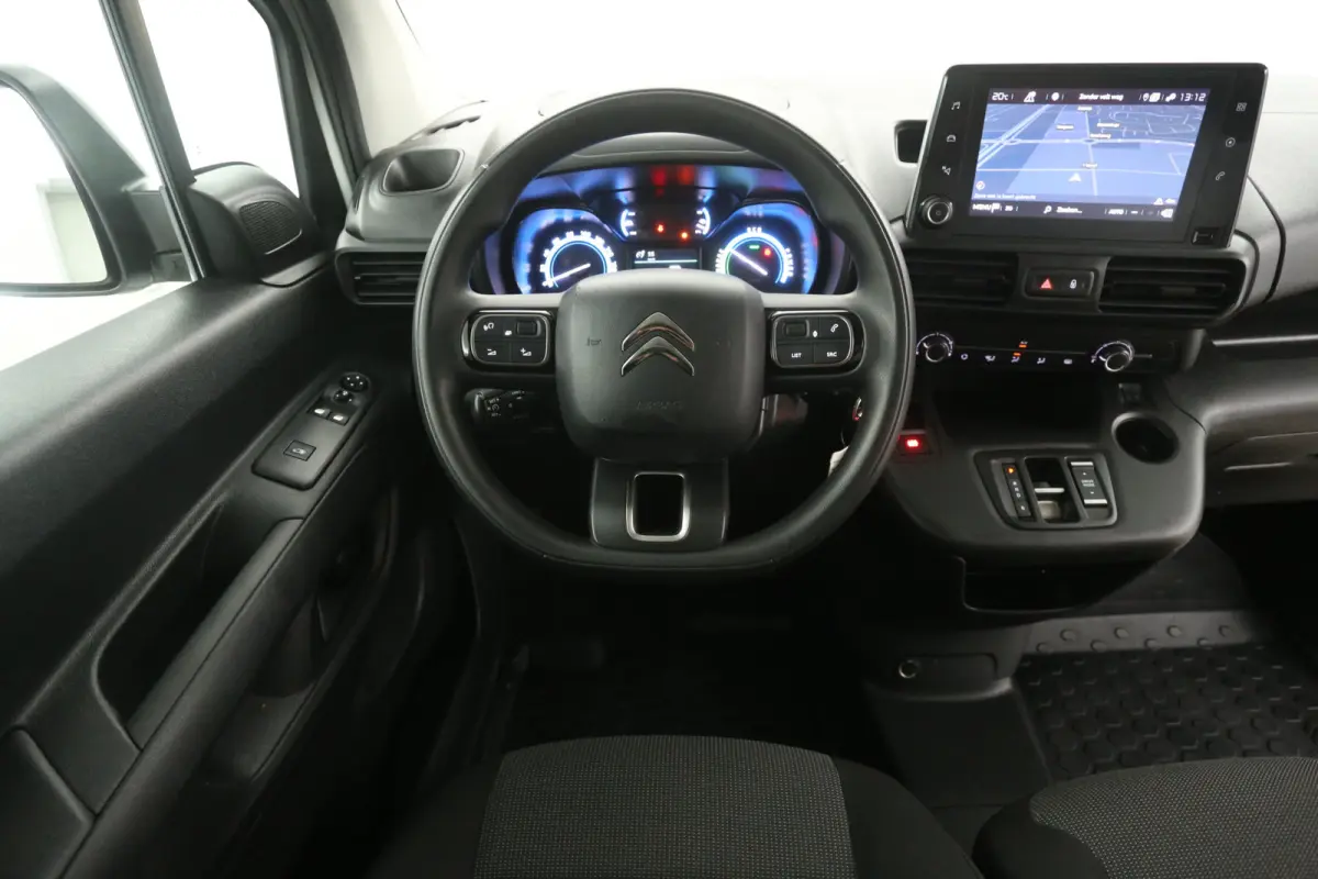 136PK 50 kWh | Snelladen | SOH 92% | 3 Zits | Airco | Camera | Cruise | Carplay | 2xSchuifdeur