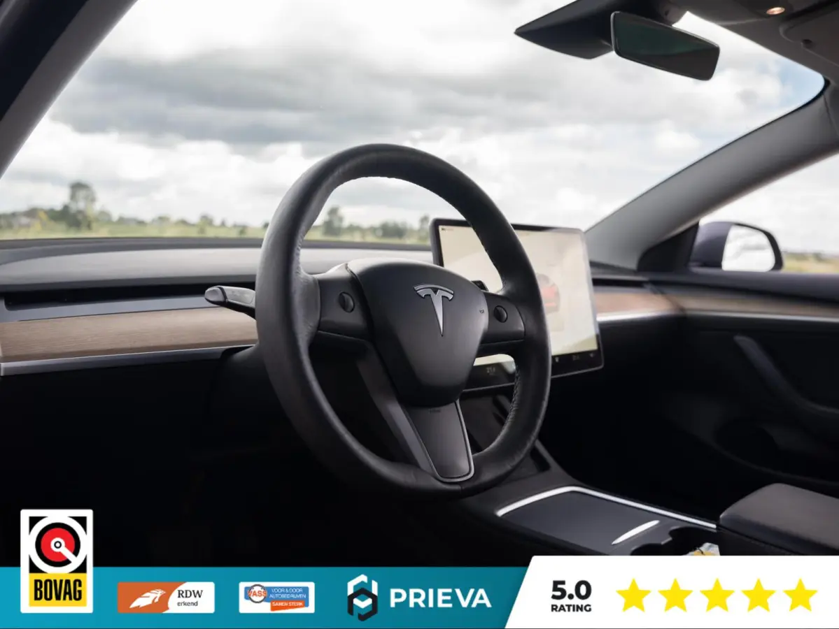 Standard RWD Plus 60 kWh