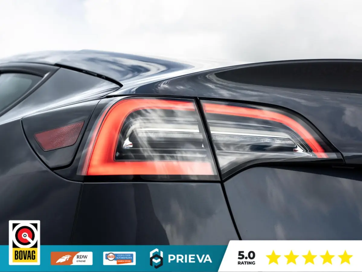 Standard RWD Plus 60 kWh