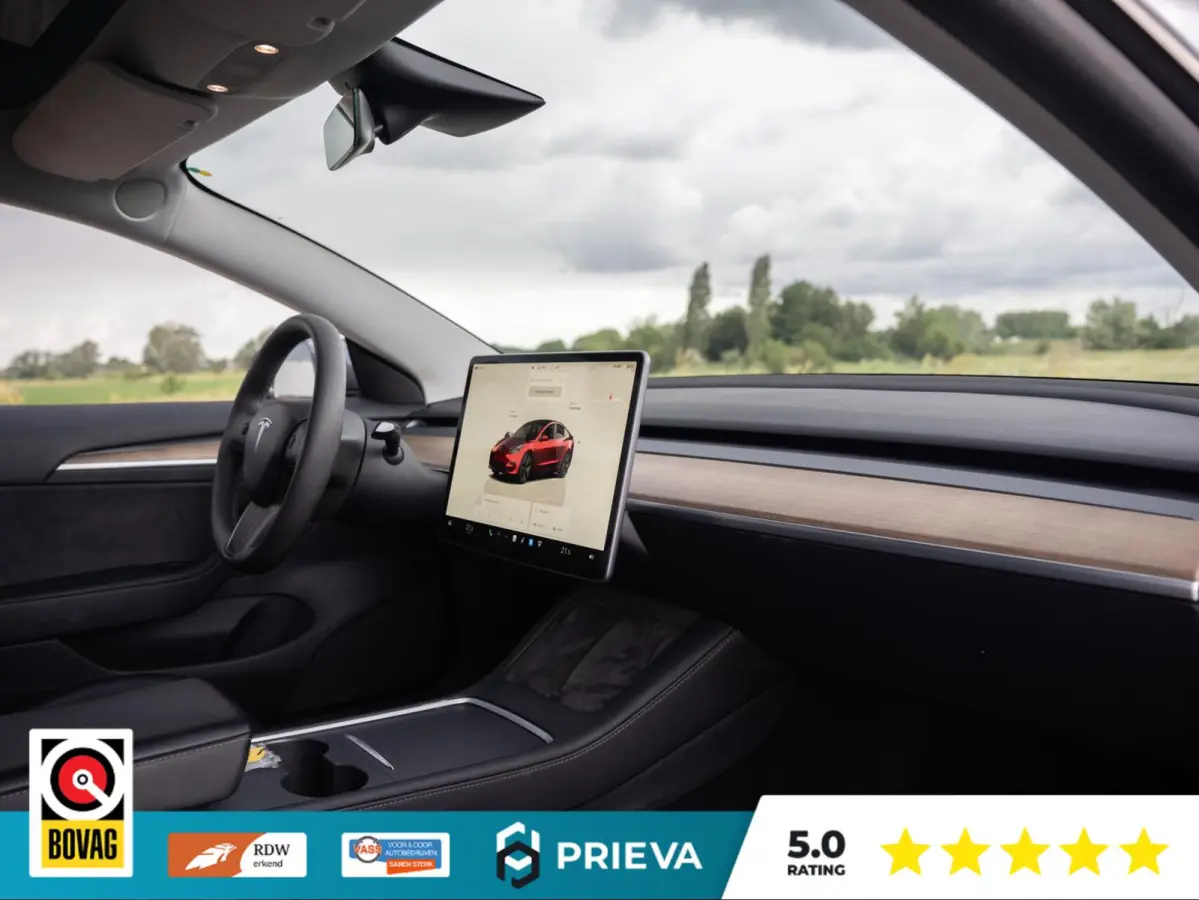 Standard RWD Plus 60 kWh