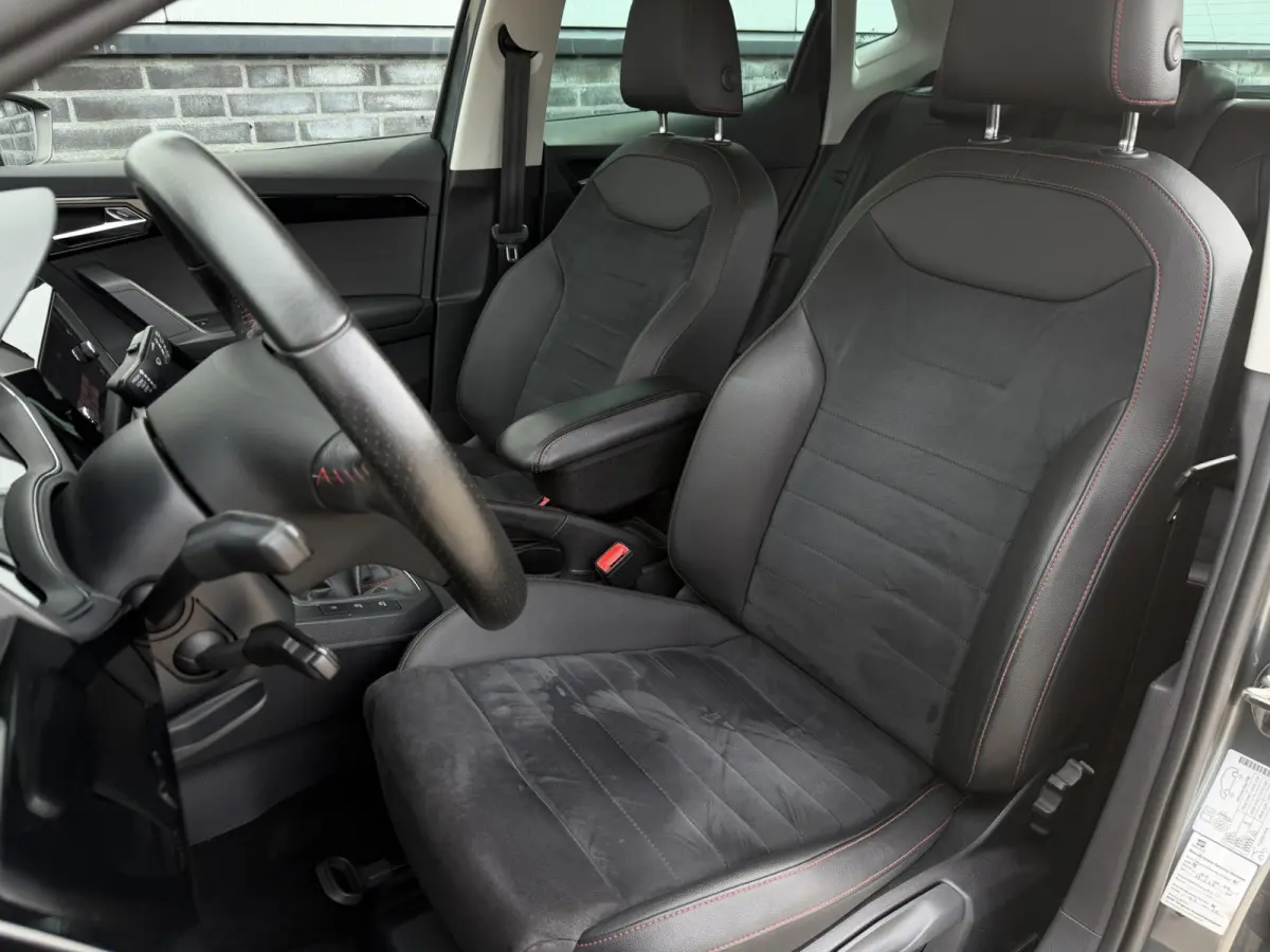 1.0 TSI FR Business Intense | Carplay | Navi | Climate | Alcantara |