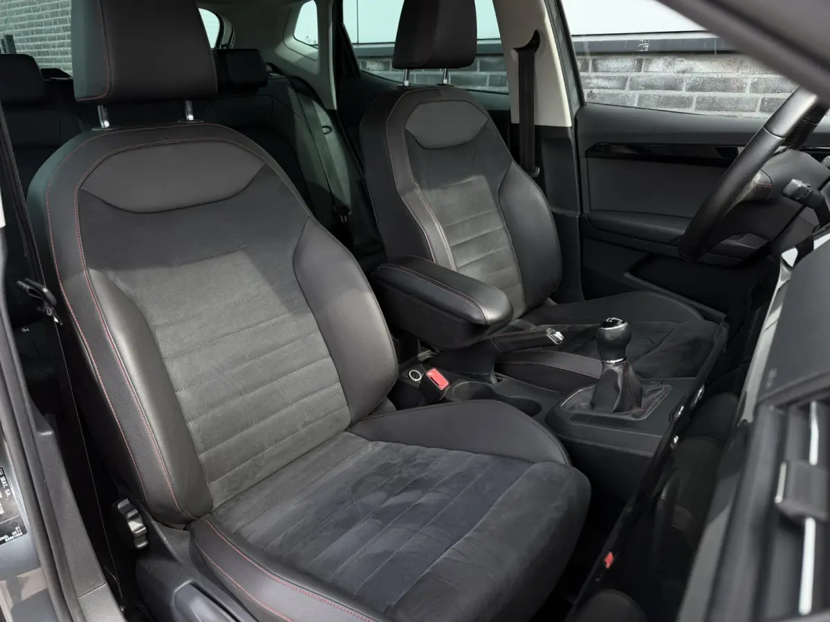 1.0 TSI FR Business Intense | Carplay | Navi | Climate | Alcantara |