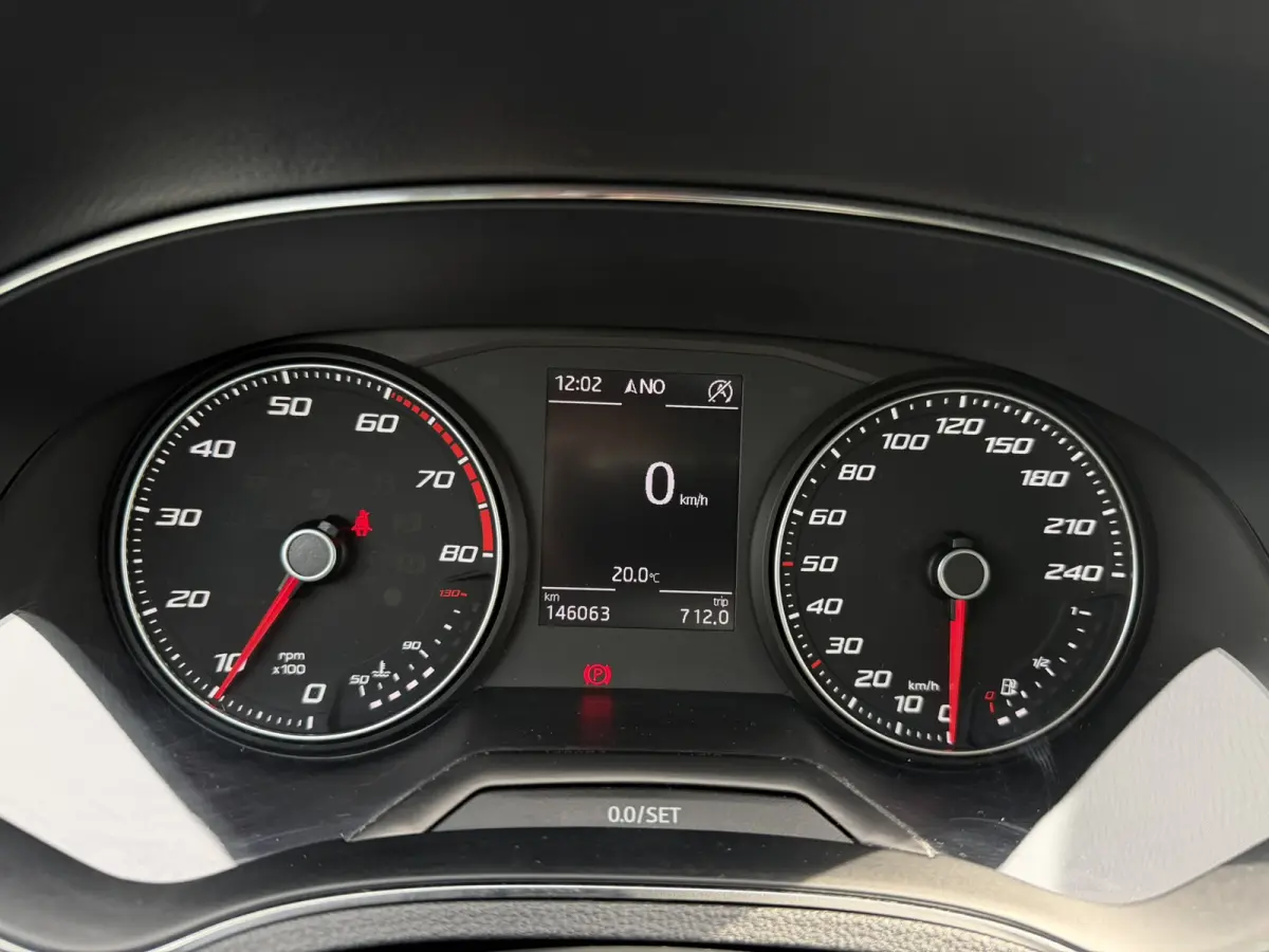 1.0 TSI FR Business Intense | Carplay | Navi | Climate | Alcantara |