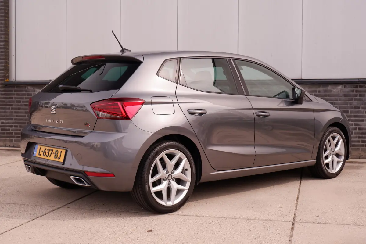 1.0 TSI FR Business Intense | Carplay | Navi | Climate | Alcantara |
