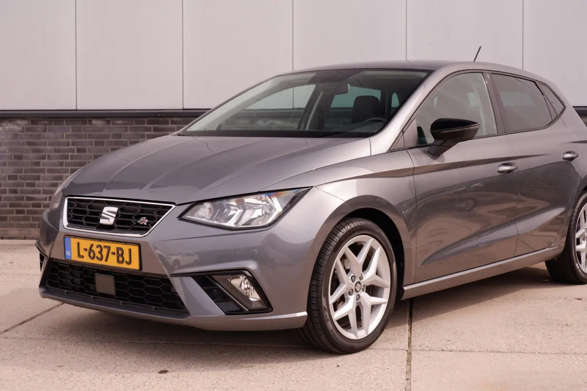 1.0 TSI FR Business Intense | Carplay | Navi | Climate | Alcantara |