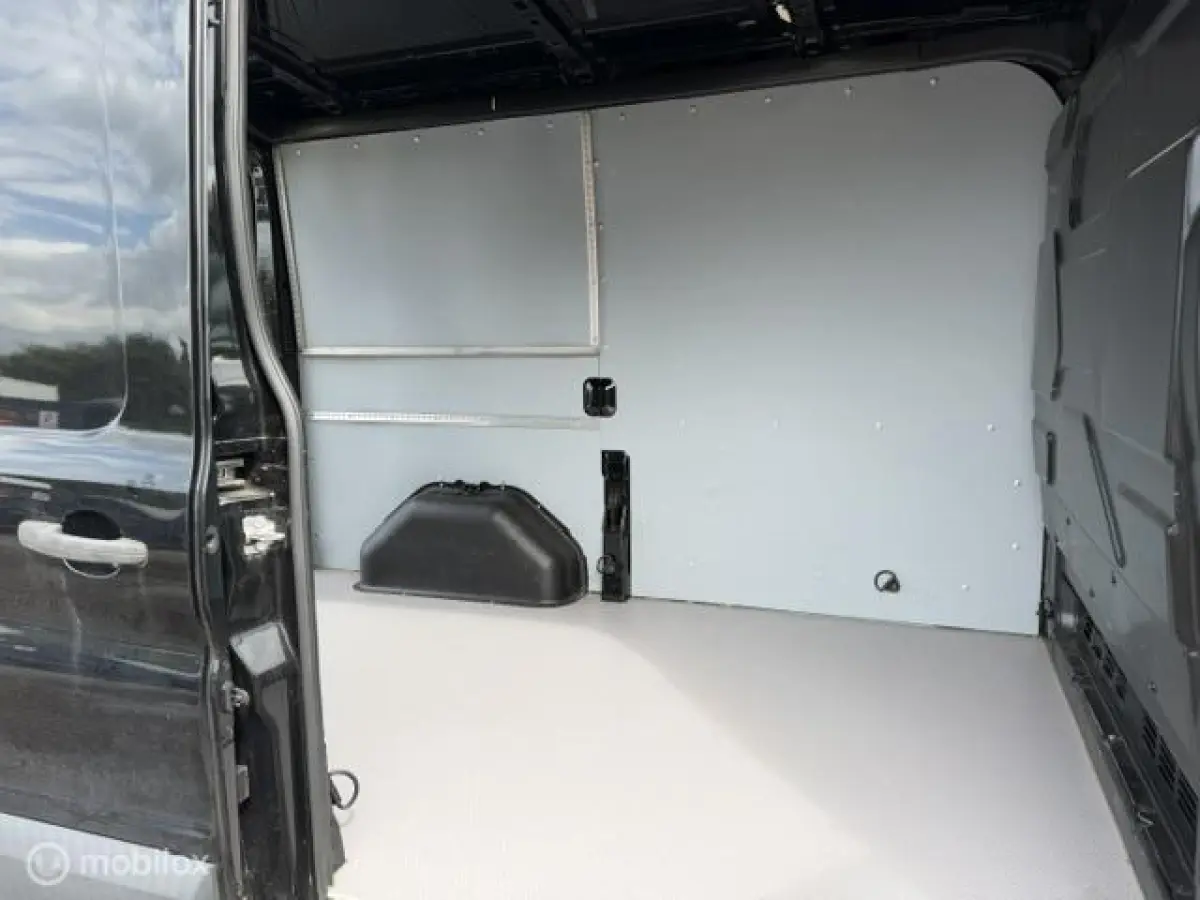 350 2.0 TDCI L2H2 Ambiente