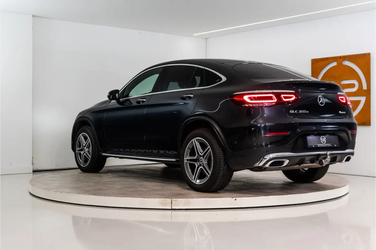 300e 4MATIC Premium+ AMG 320PK | Pano | Burmester | Sfeer | Trekhaak | 12 MND Garantie
