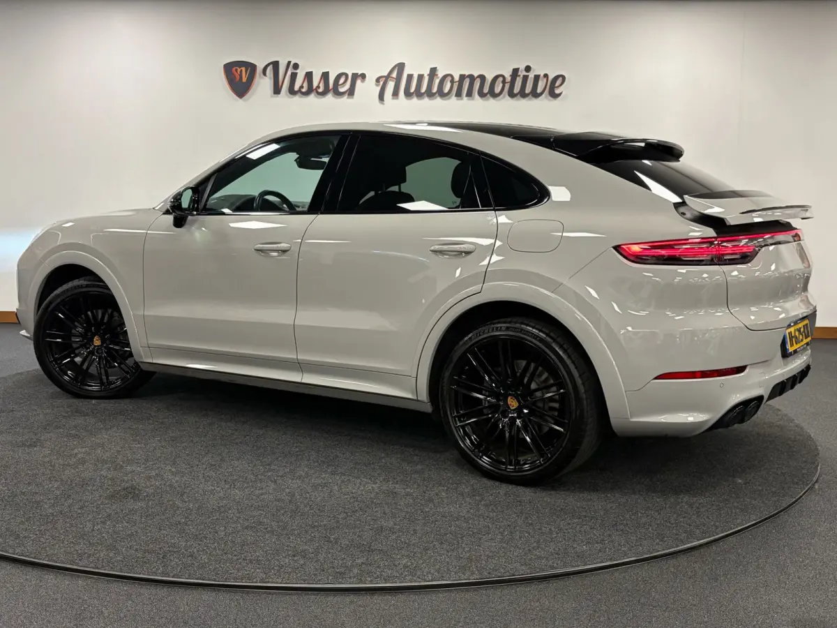 3.0 E-Hybrid*NL-Auto*NAP*Pano*Luchtvering*Head-Up*Trekhaak*Stoel airco