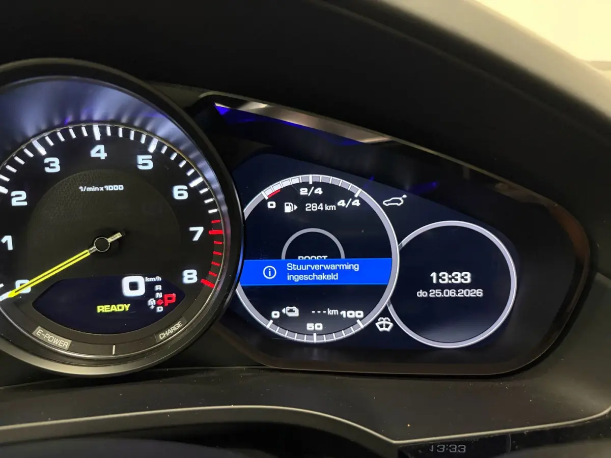 3.0 E-Hybrid*NL-Auto*NAP*Pano*Luchtvering*Head-Up*Trekhaak*Stoel airco
