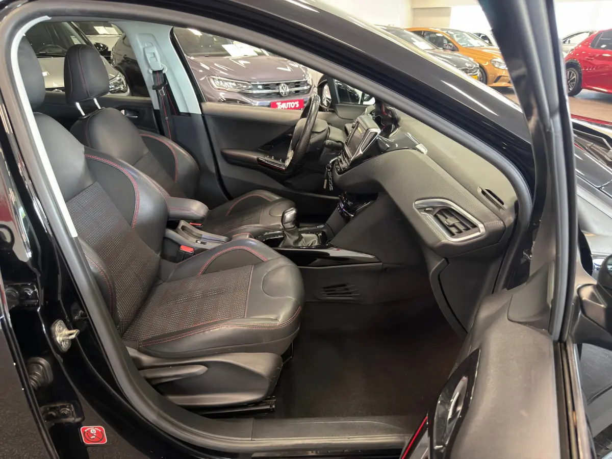 1.2 PureTech GT-Line|NAVI|CAMERA|PANORAMA|CRUISE
