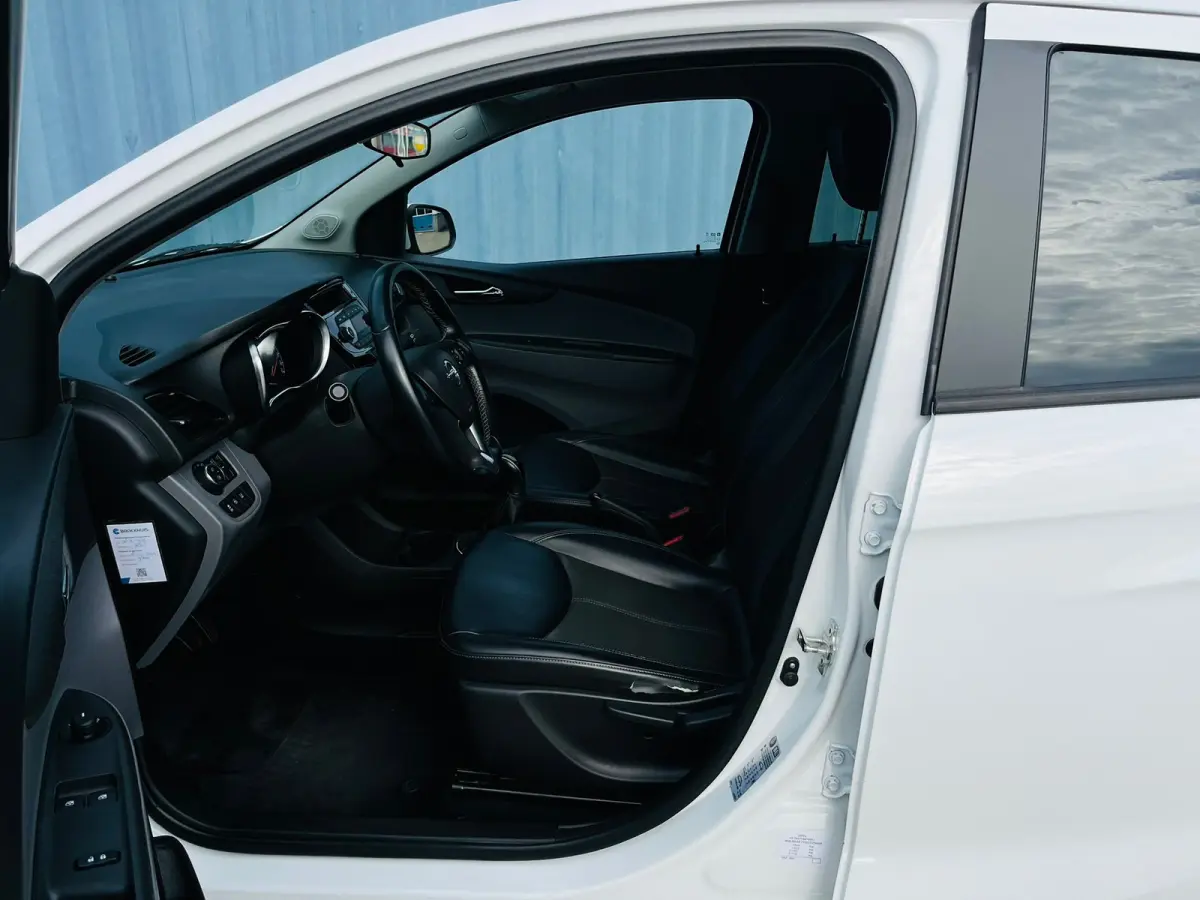 1.0 ecoFLEX Cosmo Cruise control | Airconditioning | Elektrische ramen