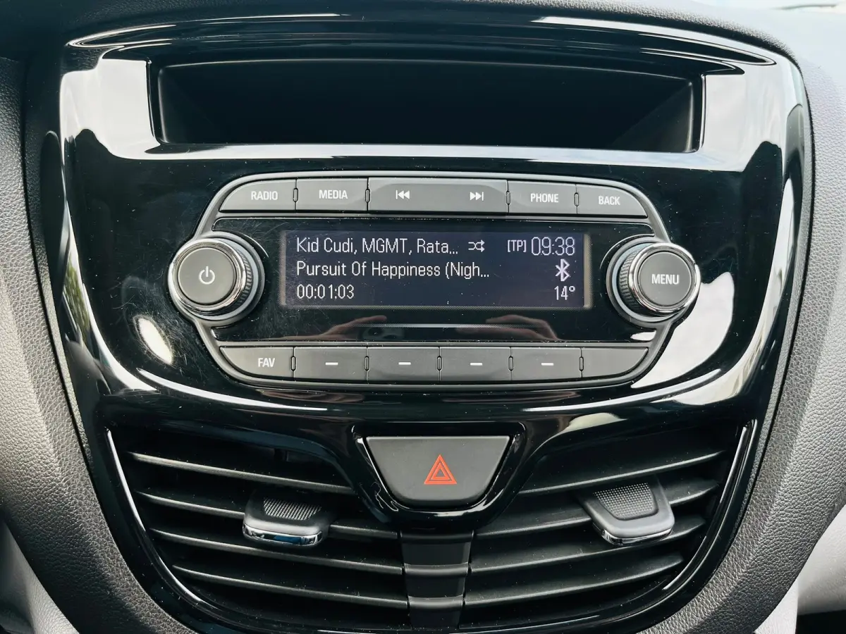 1.0 ecoFLEX Cosmo Cruise control | Airconditioning | Elektrische ramen