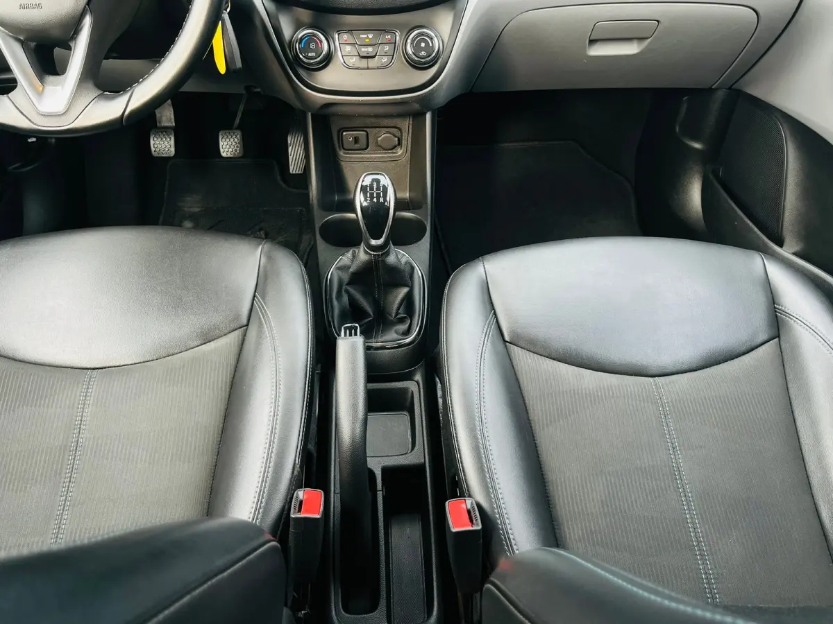 1.0 ecoFLEX Cosmo Cruise control | Airconditioning | Elektrische ramen