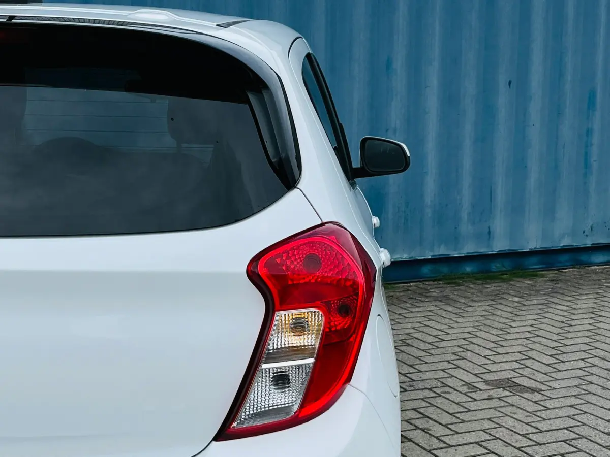 1.0 ecoFLEX Cosmo Cruise control | Airconditioning | Elektrische ramen