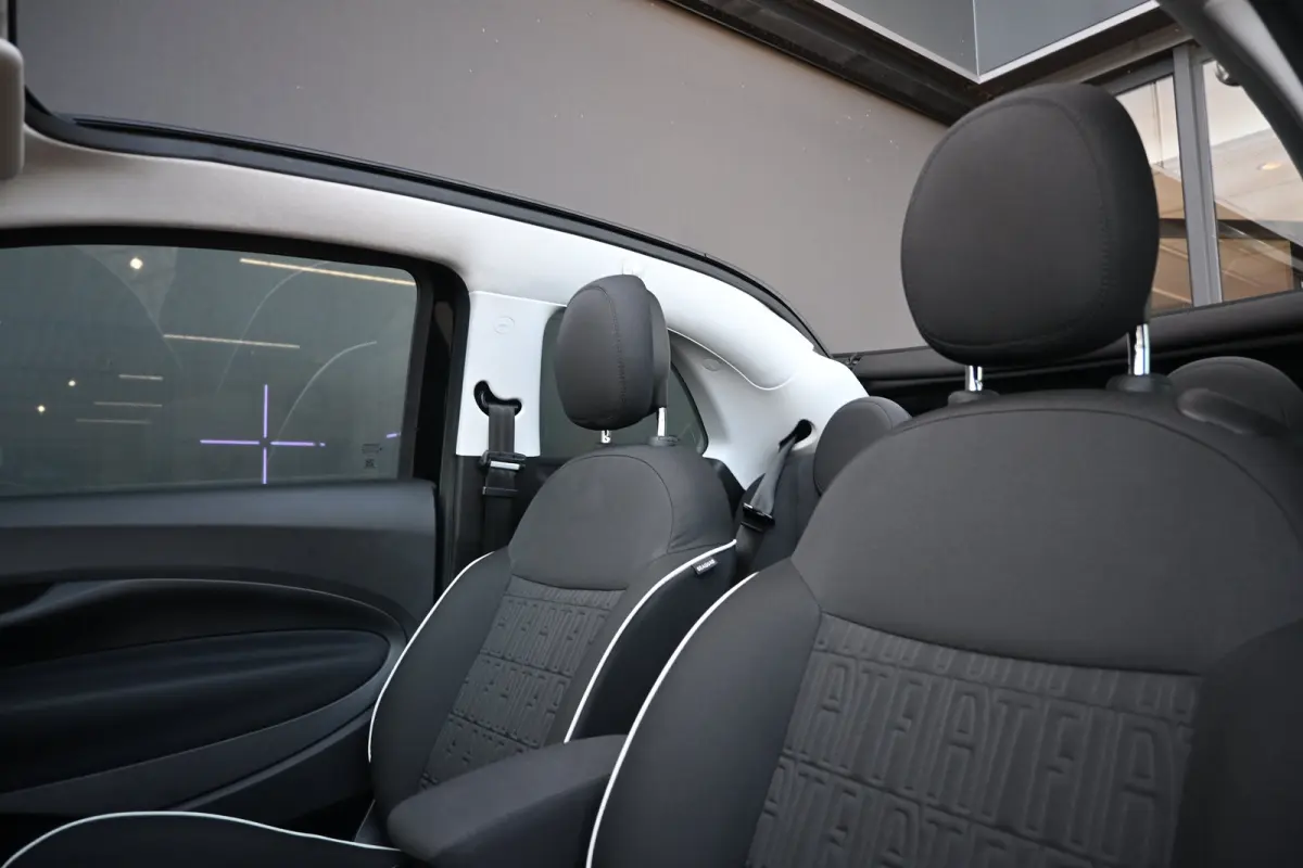 Icon 42 kWh 96,47%SOH! | Navi by App | Stoel verwarming | Cruise Control |Achteruitrijcamera | Airco | LMV 16" |