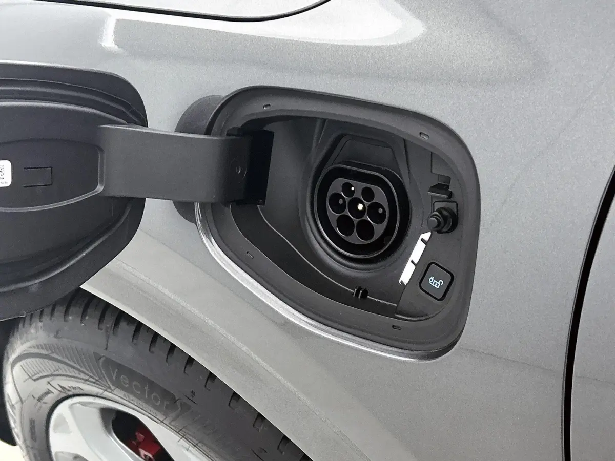 2.5 PHEV ST-Line X | €4.000 Korting | Trekhaak Elektr 2100 KG | All Season Banden