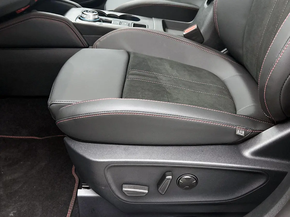 2.5 PHEV ST-Line X | €4.000 Korting | Trekhaak Elektr 2100 KG | All Season Banden