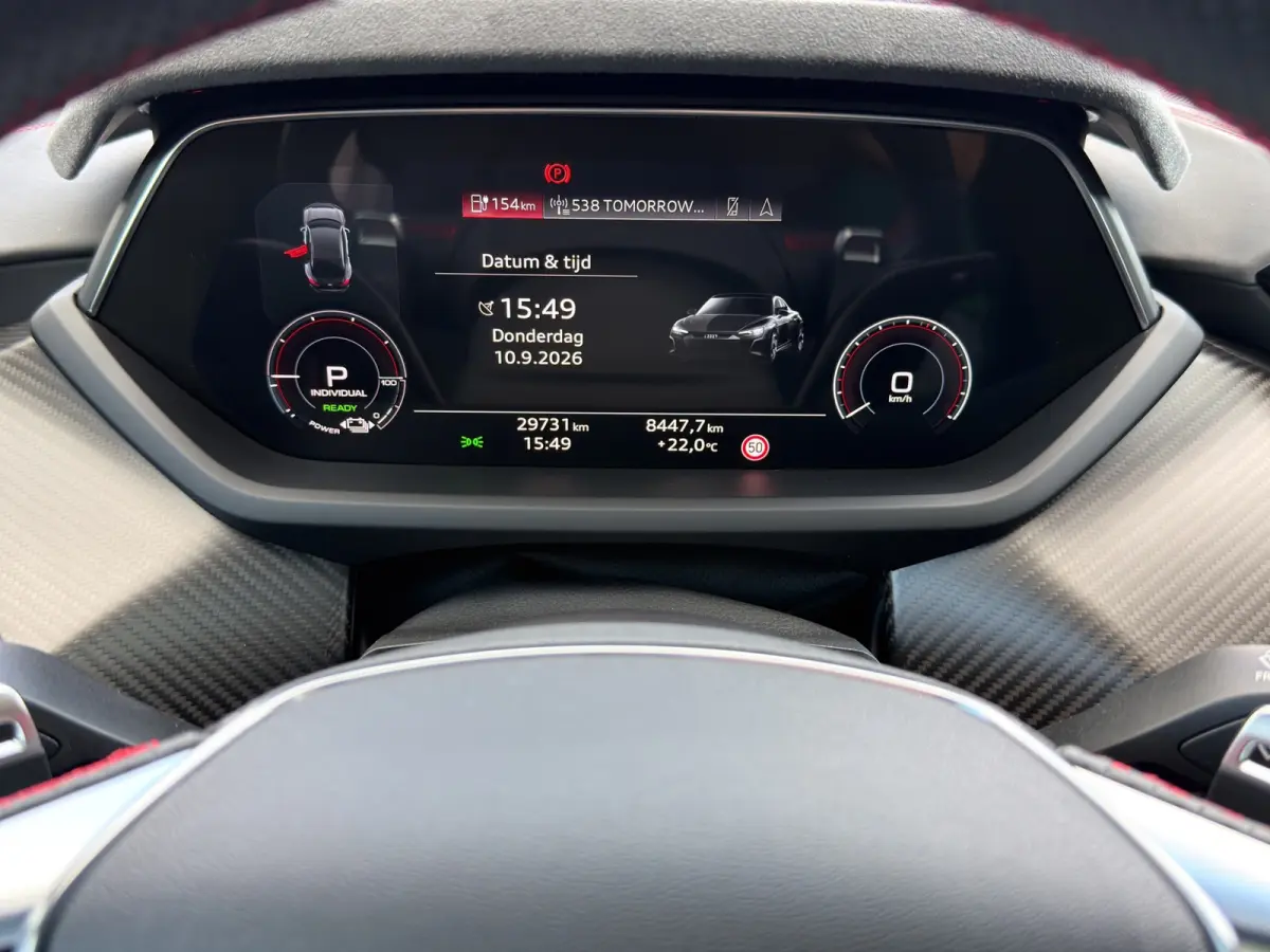 RS 93 kWh | Premium audio installatie | 360° Camera | Voorstoelen met massagefunctie en geventileerd|