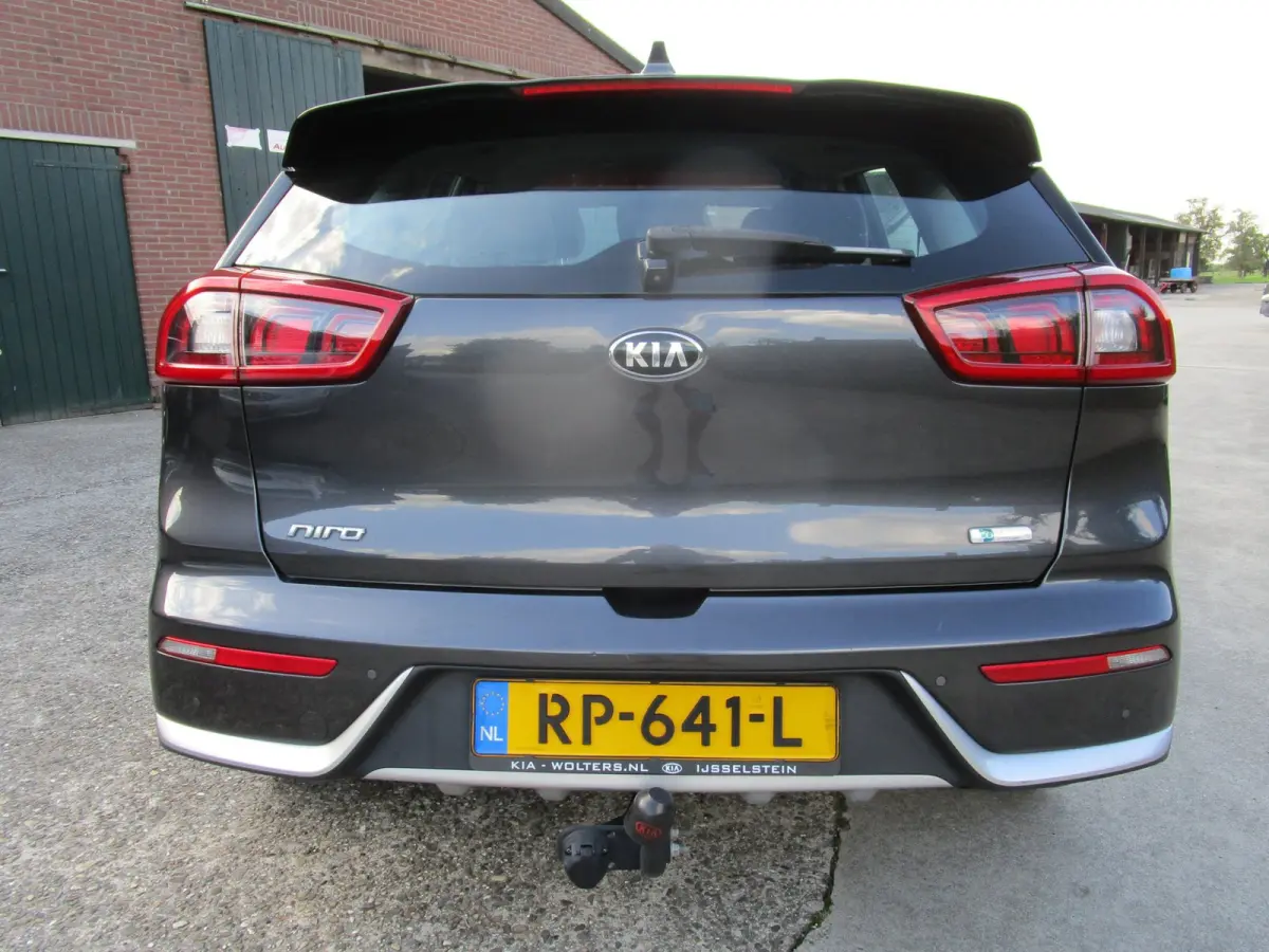 1.6 GDi Hybrid DynamicLine cam navi leer 18inc mooi