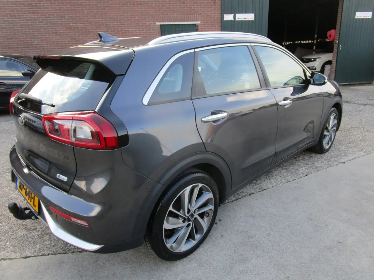 1.6 GDi Hybrid DynamicLine cam navi leer 18inc mooi