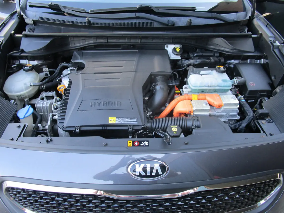 1.6 GDi Hybrid DynamicLine cam navi leer 18inc mooi
