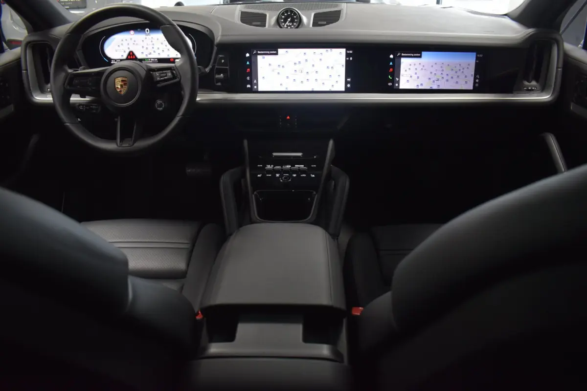 3.0 E-Hybrid TURBO GT 470pk | BIJRIJDERSDISPLAY | SPORTUITLAAT | PANODAK