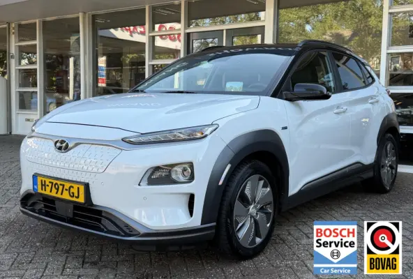 EV Premium 64 kWh Camera, Carplay, Climat..