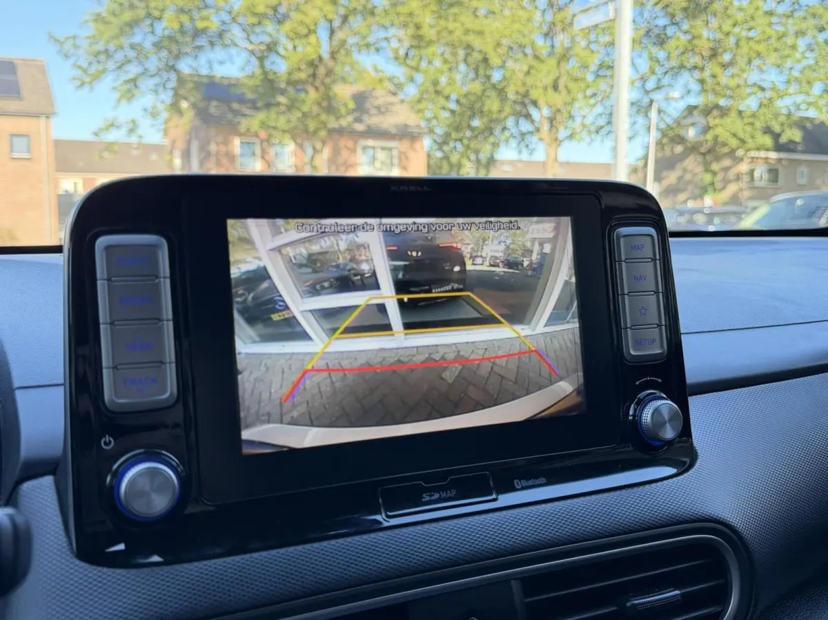 EV Premium 64 kWh Camera, Carplay, Climat..