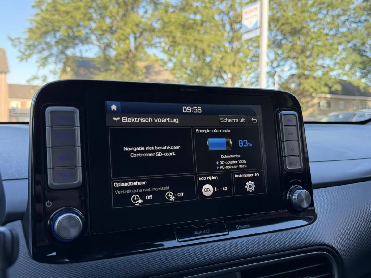 EV Premium 64 kWh Camera, Carplay, Climat..