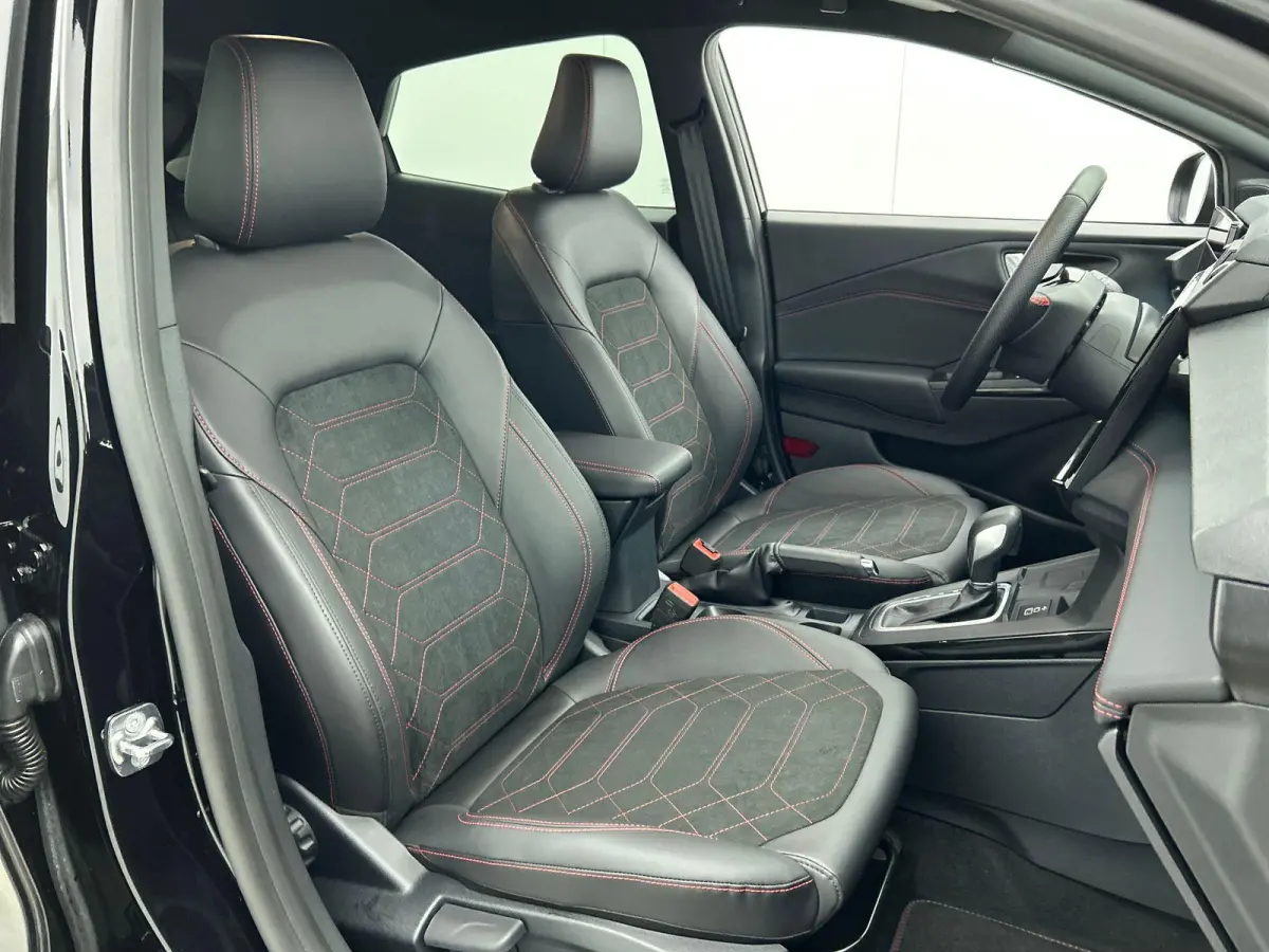 1.0 EcoBoost ST-Line X | Gratis Automaat €1.500 | €5.000 Korting | UIT VOORRAAD LEVERBAAR | Camera | Stoel & Stuurverwarming | 18'' LM Velgen