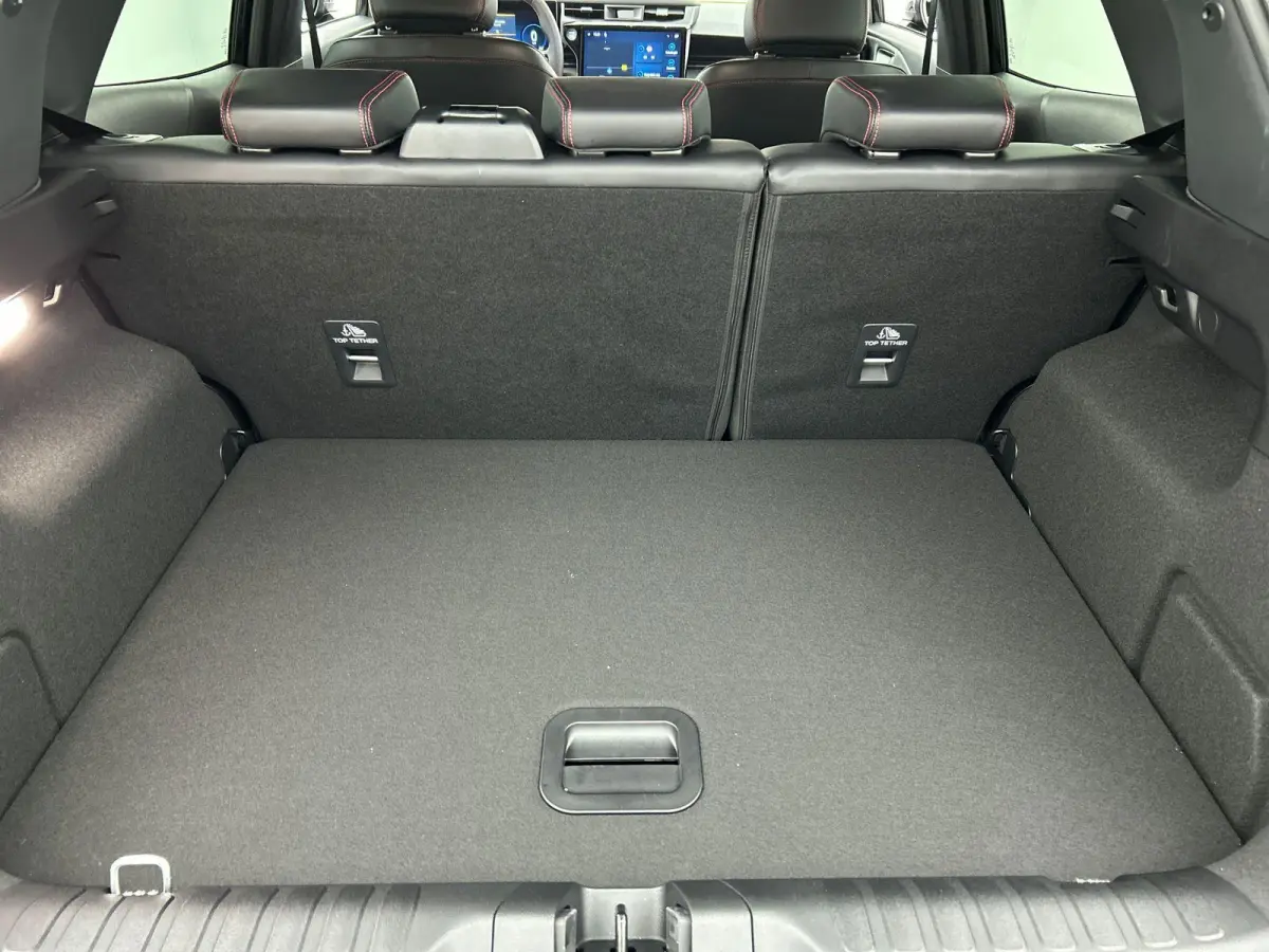 1.0 EcoBoost ST-Line X | Gratis Automaat €1.500 | €5.000 Korting | UIT VOORRAAD LEVERBAAR | Camera | Stoel & Stuurverwarming | 18'' LM Velgen