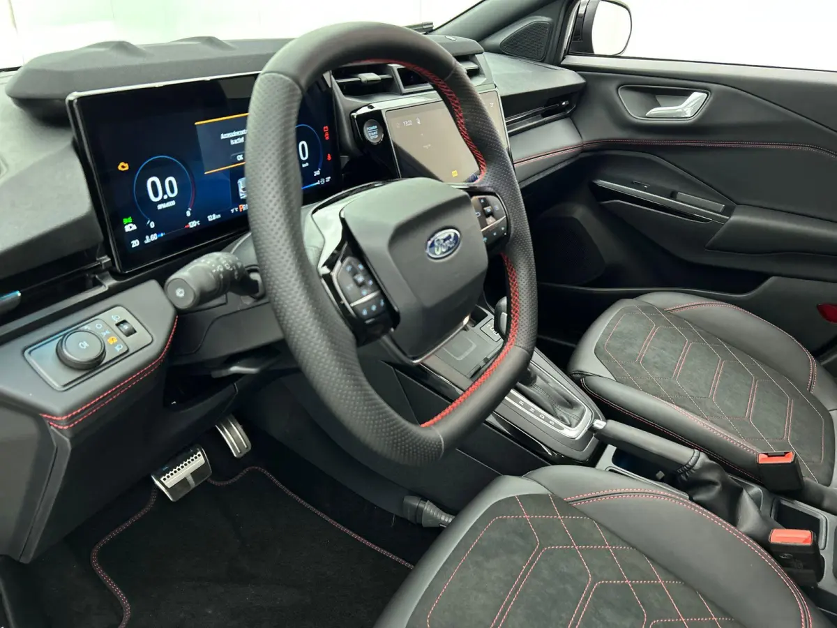 1.0 EcoBoost ST-Line X | Gratis Automaat €1.500 | €5.000 Korting | UIT VOORRAAD LEVERBAAR | Camera | Stoel & Stuurverwarming | 18'' LM Velgen