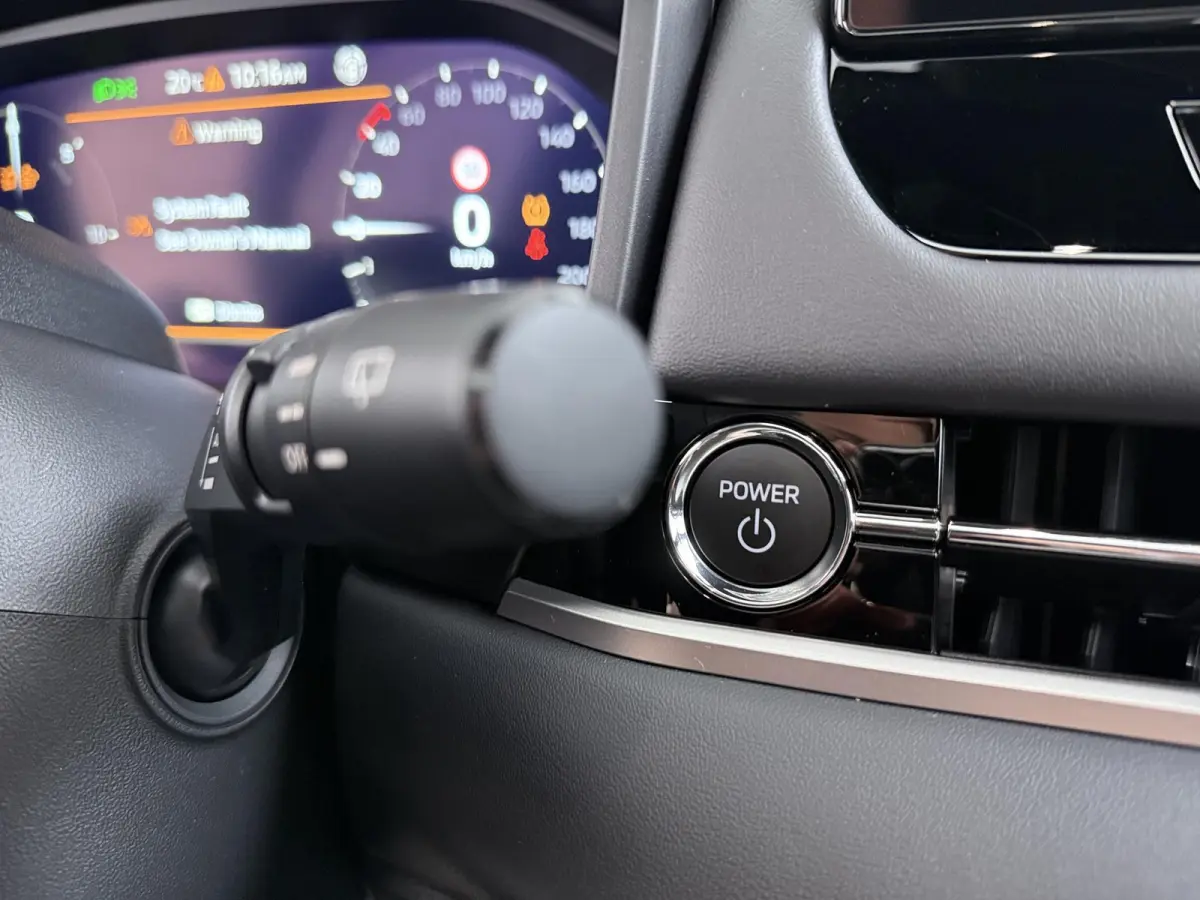 2.4 PHEV Black Edition Lederen bekleding | MI-Pilot | Elektrische achterklep | Yamaha sound system | elektrische stoelen | stoel-stuur en vooruitverwarming | 20 inch lichmetalen velgen