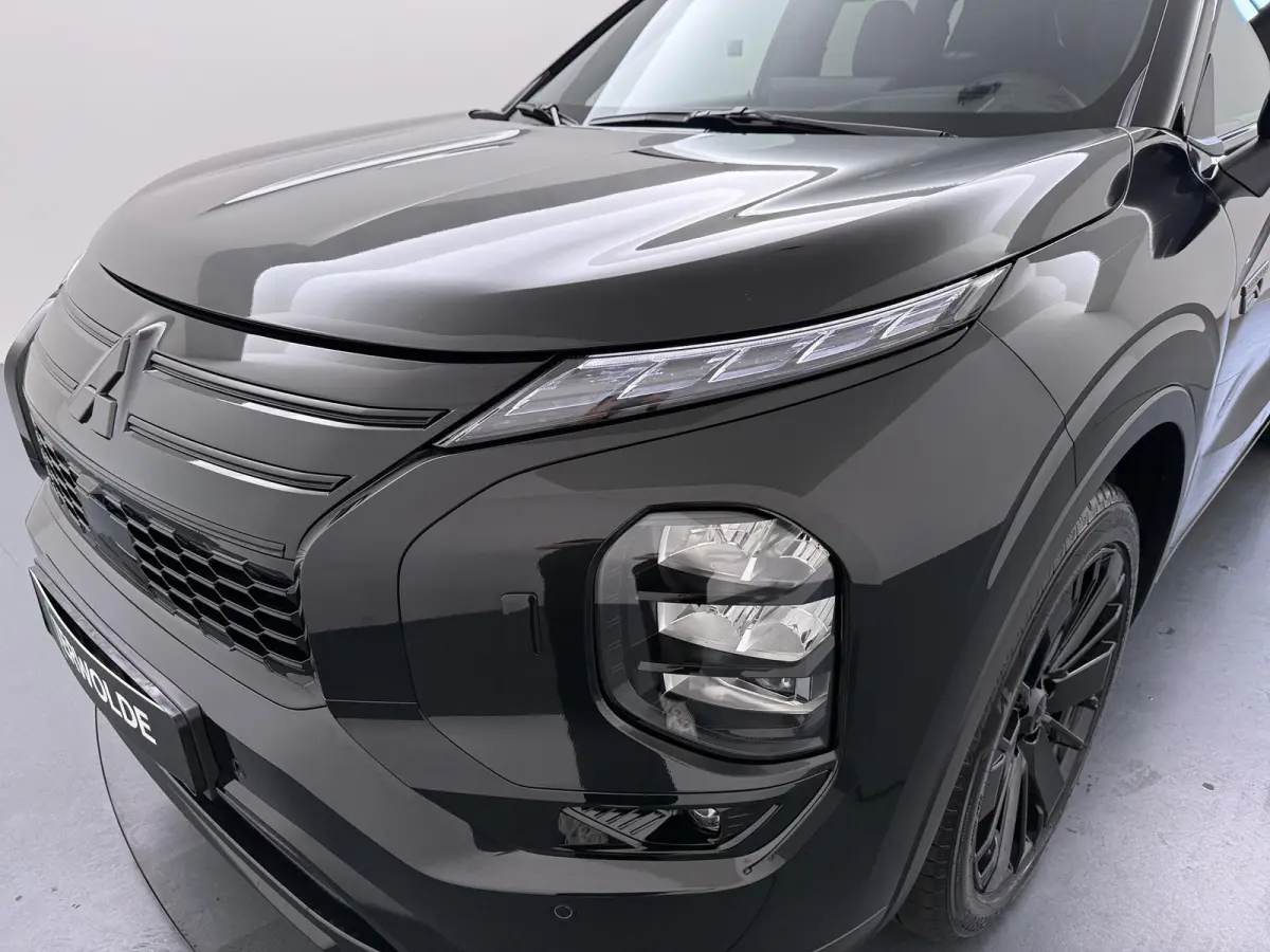 2.4 PHEV Black Edition Lederen bekleding | MI-Pilot | Elektrische achterklep | Yamaha sound system | elektrische stoelen | stoel-stuur en vooruitverwarming | 20 inch lichmetalen velgen