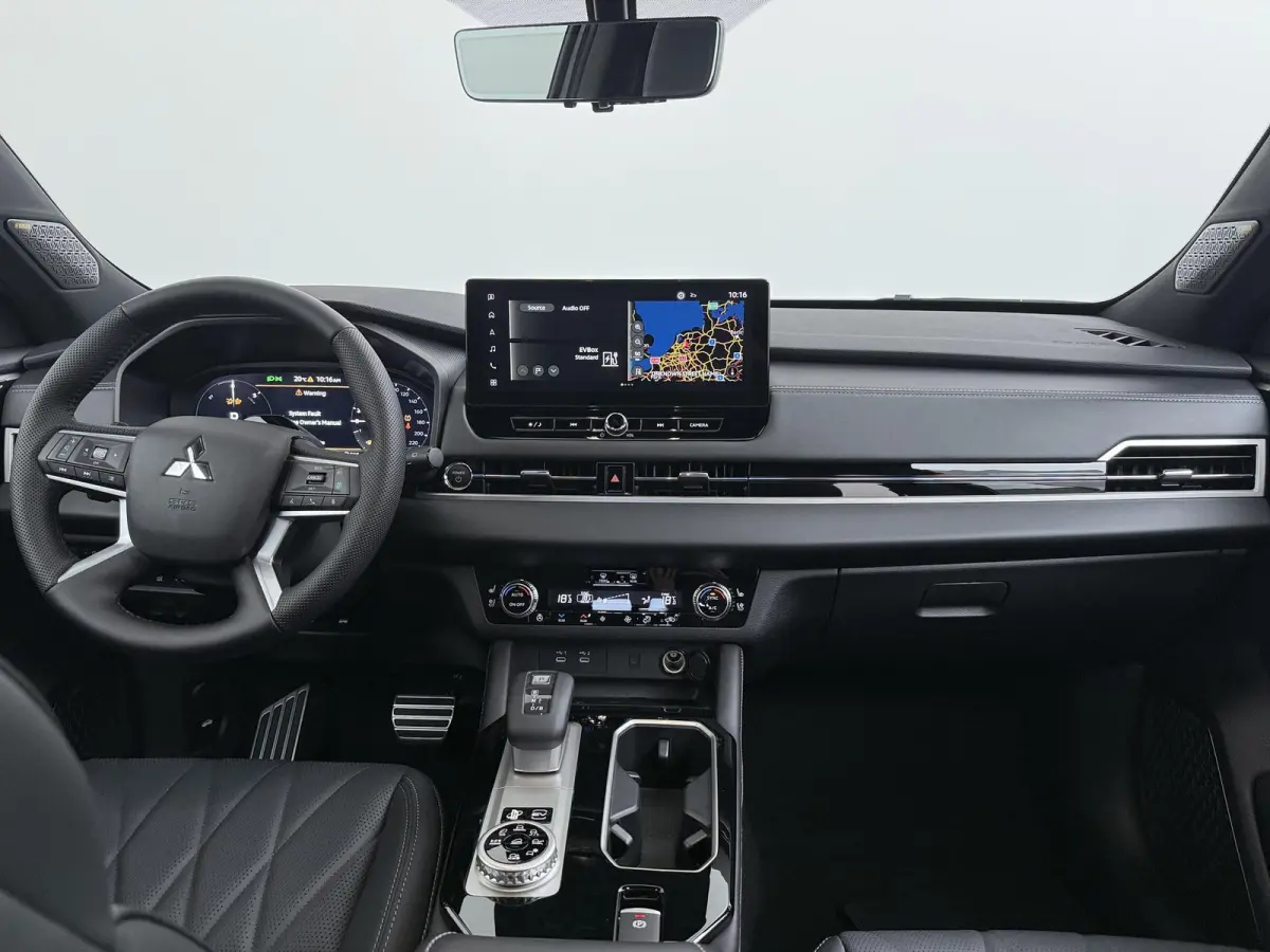 2.4 PHEV Black Edition Lederen bekleding | MI-Pilot | Elektrische achterklep | Yamaha sound system | elektrische stoelen | stoel-stuur en vooruitverwarming | 20 inch lichmetalen velgen