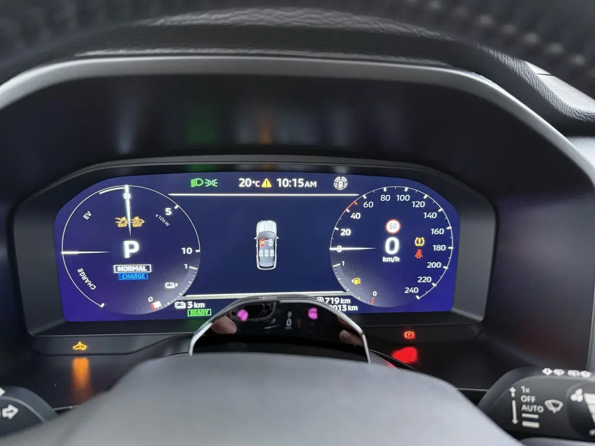 2.4 PHEV Black Edition Lederen bekleding | MI-Pilot | Elektrische achterklep | Yamaha sound system | elektrische stoelen | stoel-stuur en vooruitverwarming | 20 inch lichmetalen velgen