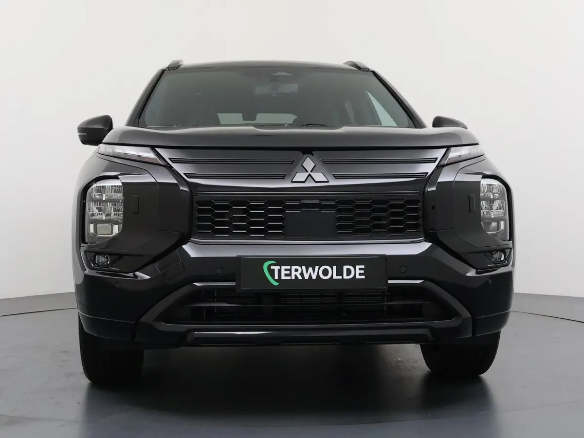 2.4 PHEV Black Edition Lederen bekleding | MI-Pilot | Elektrische achterklep | Yamaha sound system | elektrische stoelen | stoel-stuur en vooruitverwarming | 20 inch lichmetalen velgen