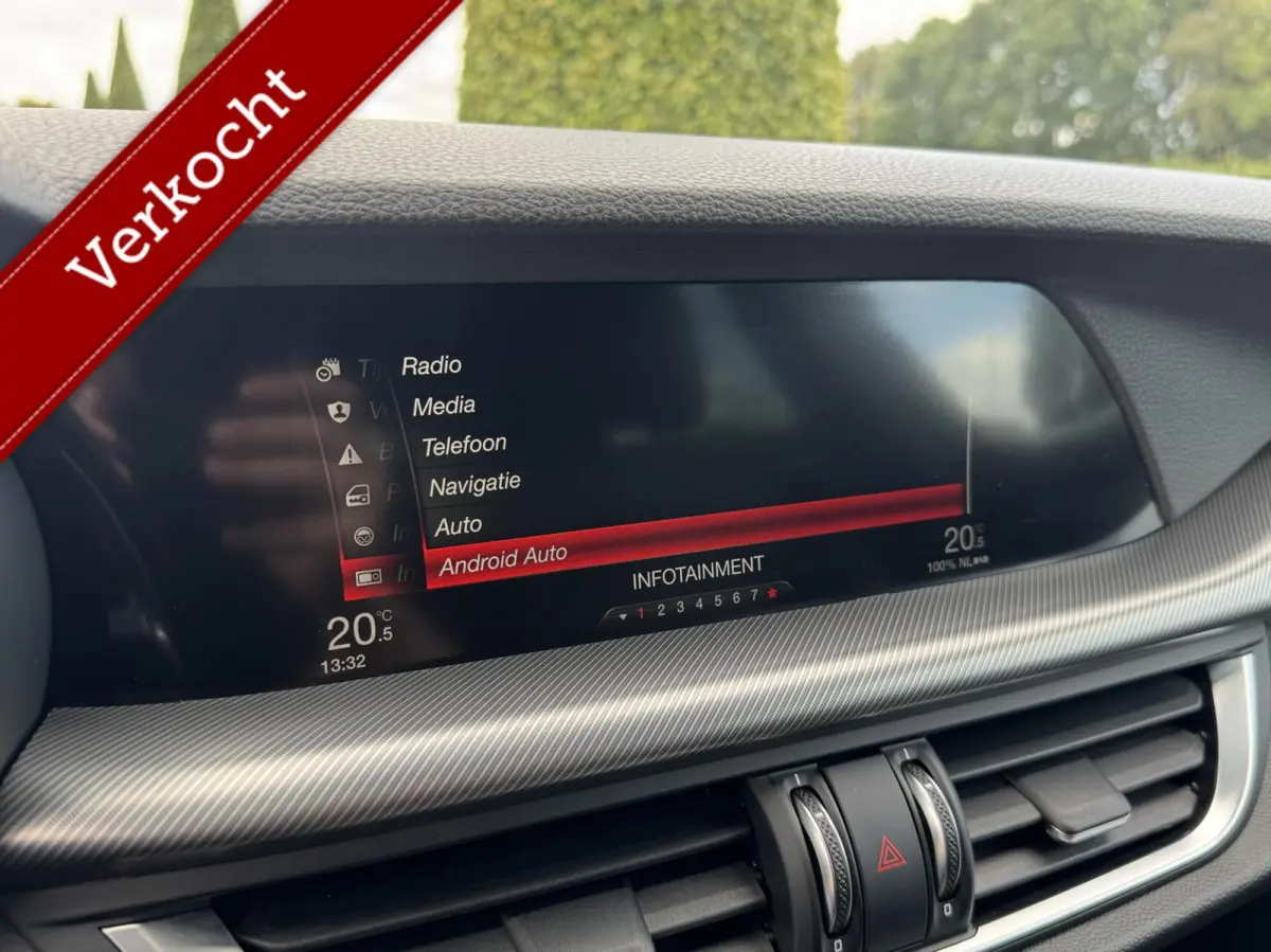 2.0t Q4 310pk Veloce, Liefhebbers auto!!