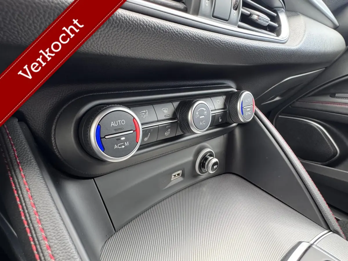2.0t Q4 310pk Veloce, Liefhebbers auto!!
