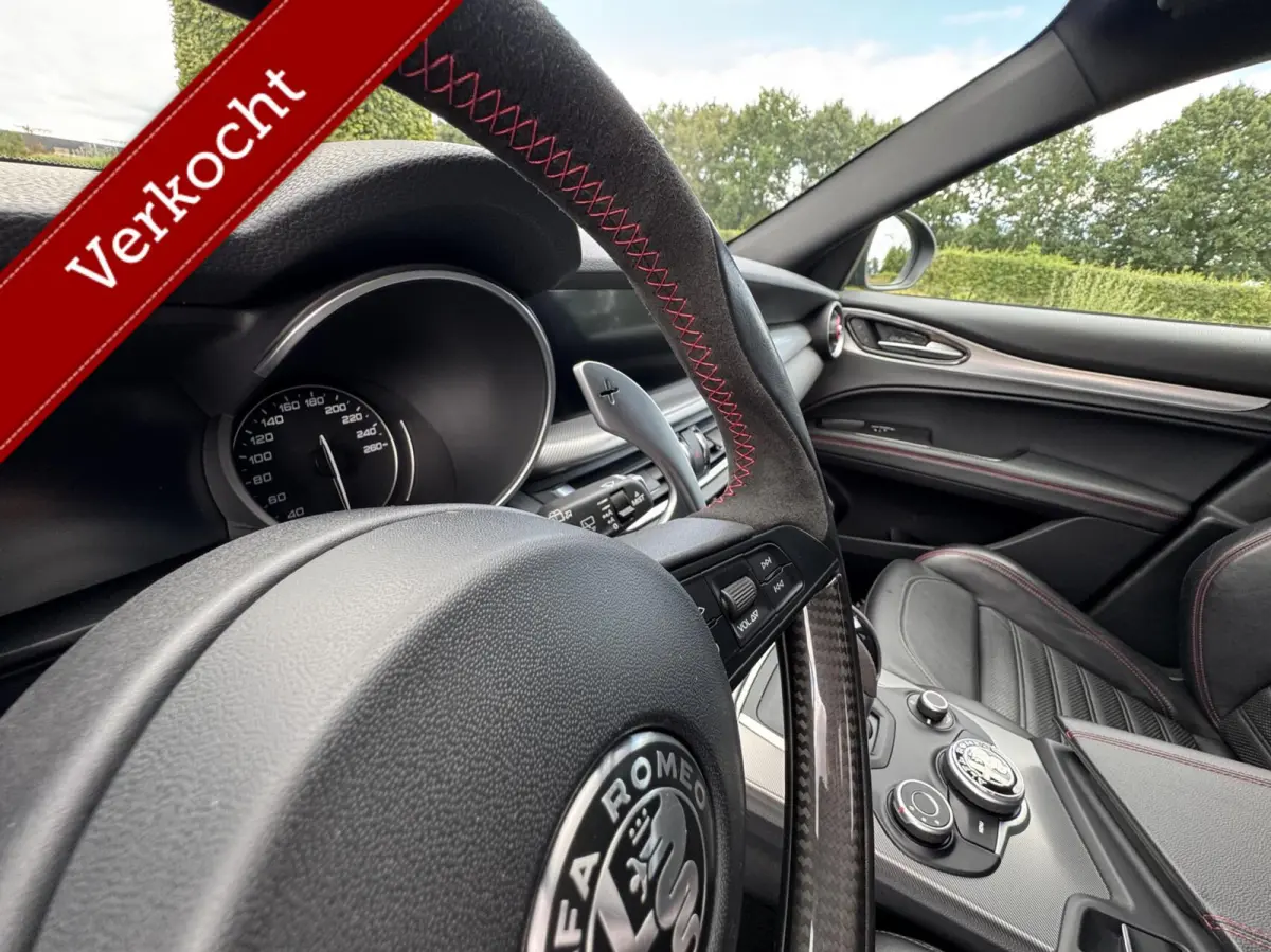 2.0t Q4 310pk Veloce, Liefhebbers auto!!