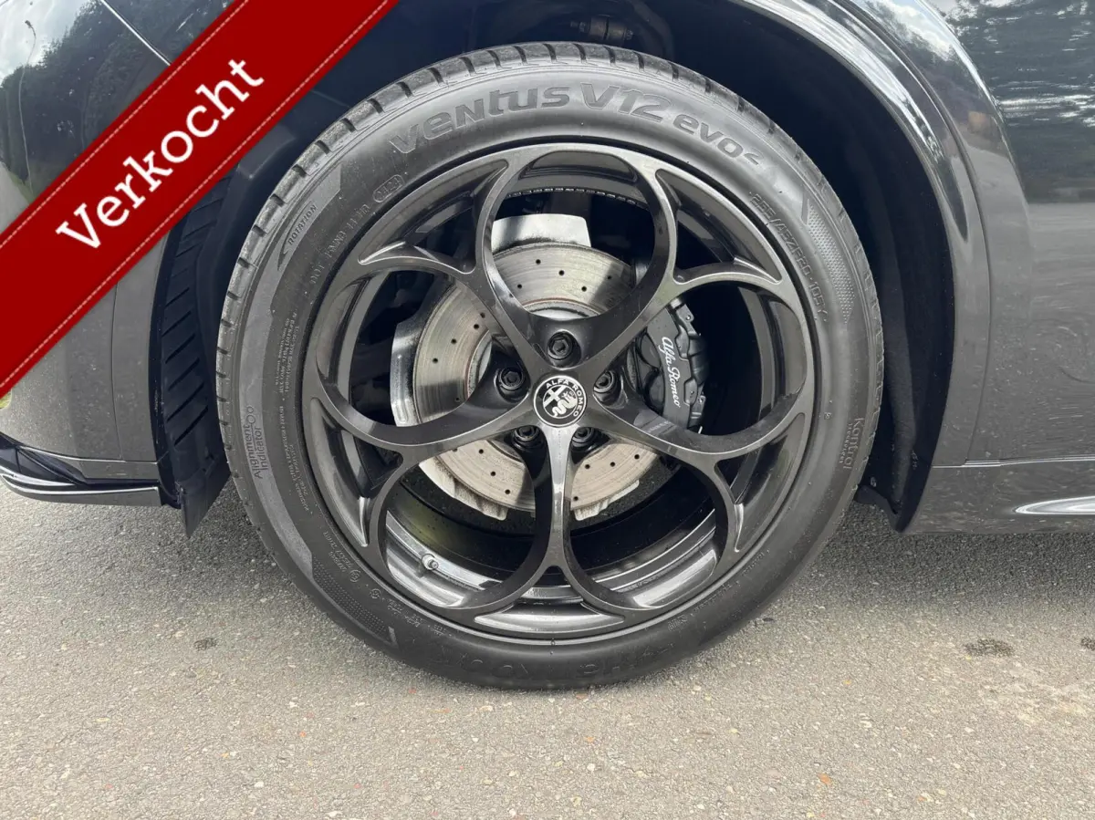 2.0t Q4 310pk Veloce, Liefhebbers auto!!