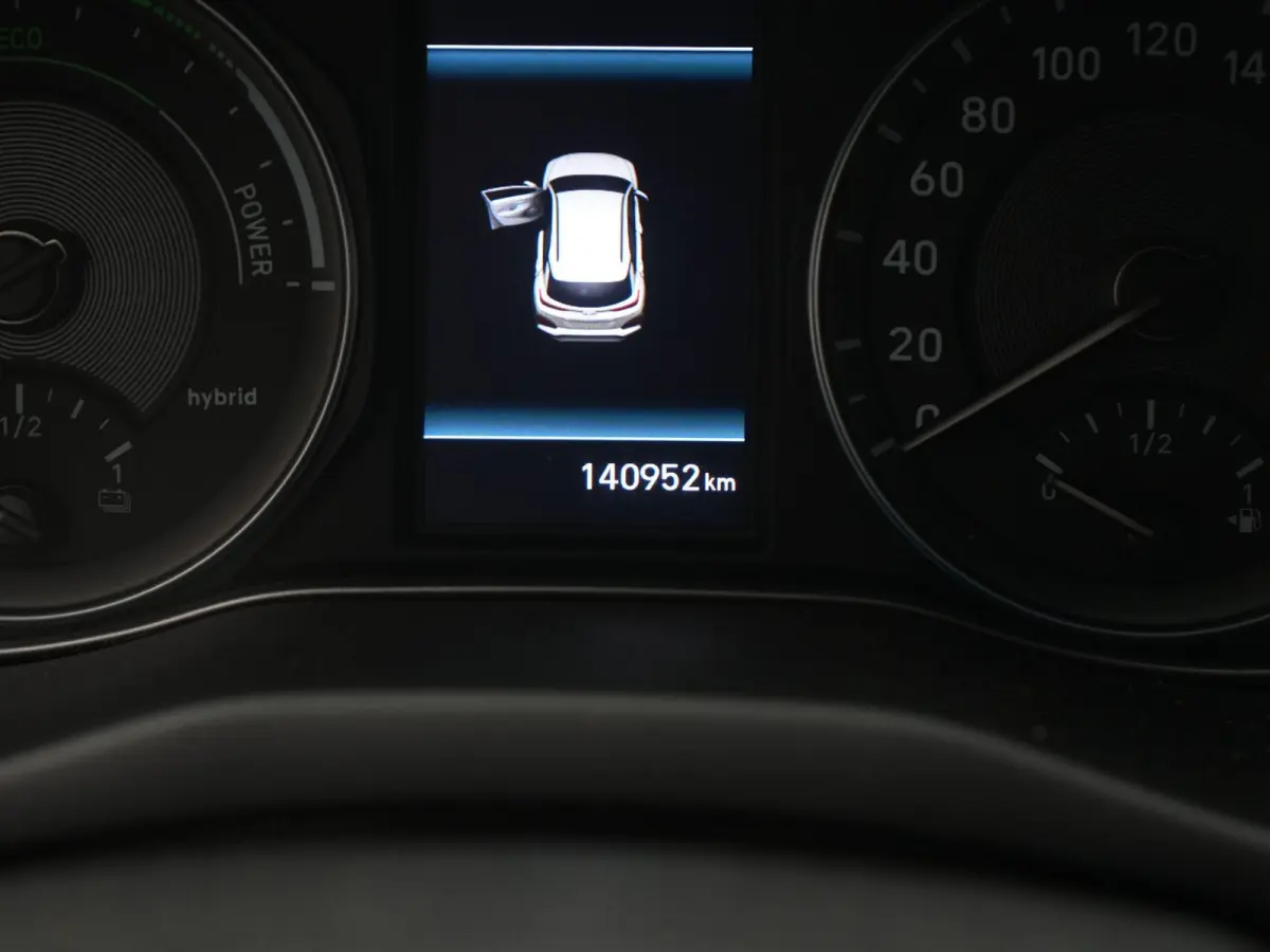 1.6 GDI HEV Comfort AUTOMAAT | CLIMA | NAVIGATIE | APPLE CARPLAY | CRUISE | 12 MAANDEN BOVAG GARANTIE |
