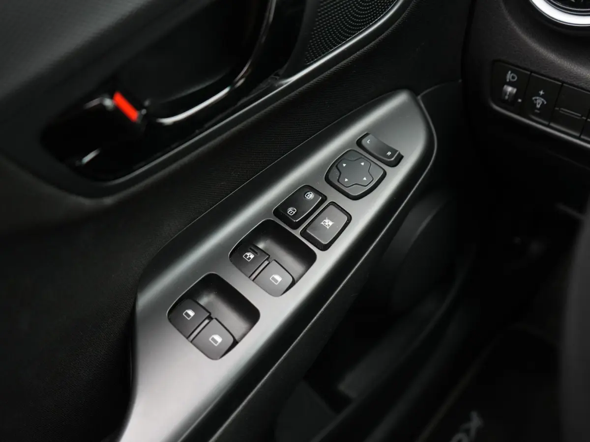1.6 GDI HEV Comfort AUTOMAAT | CLIMA | NAVIGATIE | APPLE CARPLAY | CRUISE | 12 MAANDEN BOVAG GARANTIE |