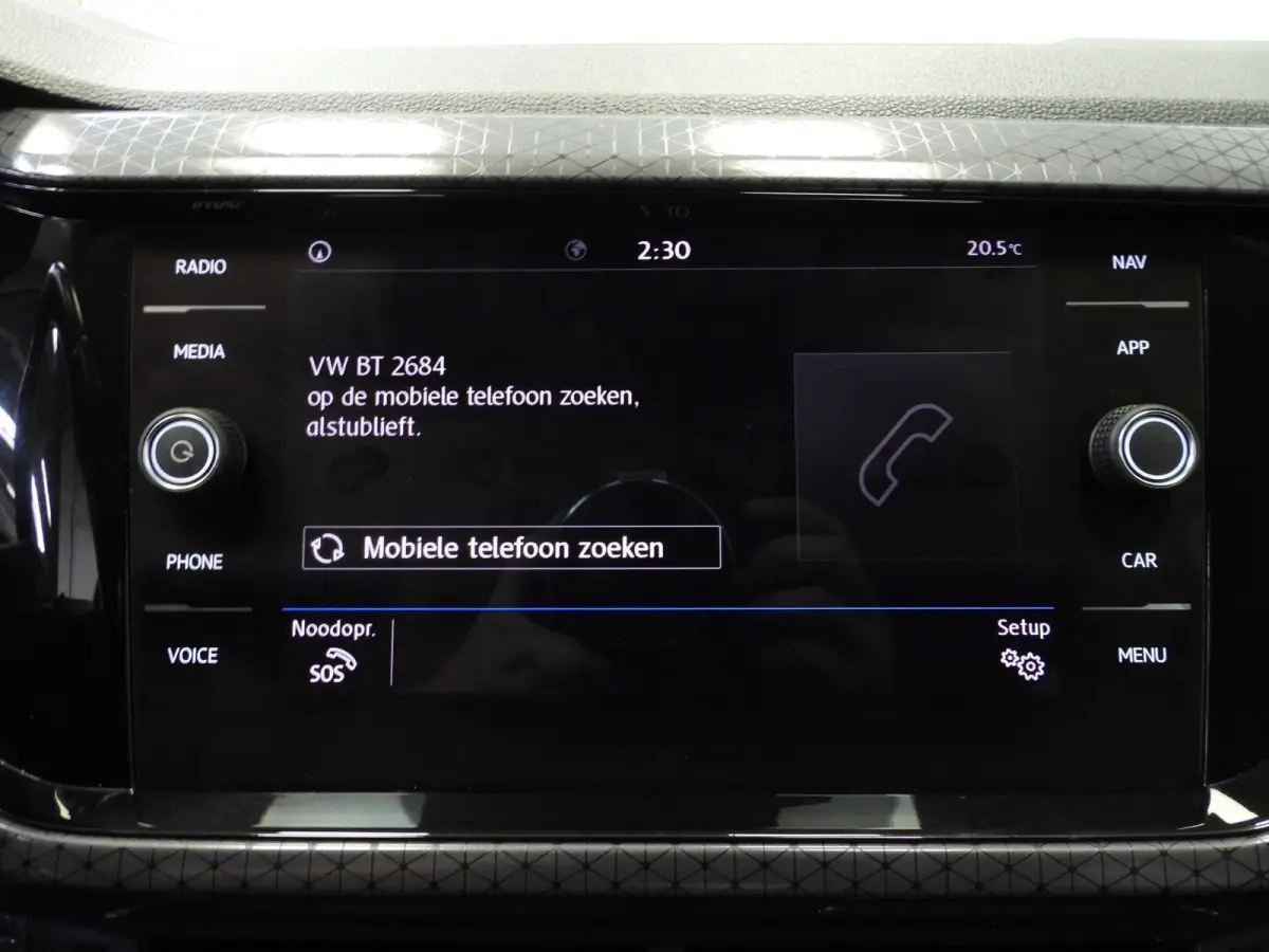 1.0 TSI Style NAVI/CLIMA/ADAPT.CRUISE/LED/17"LMV!
