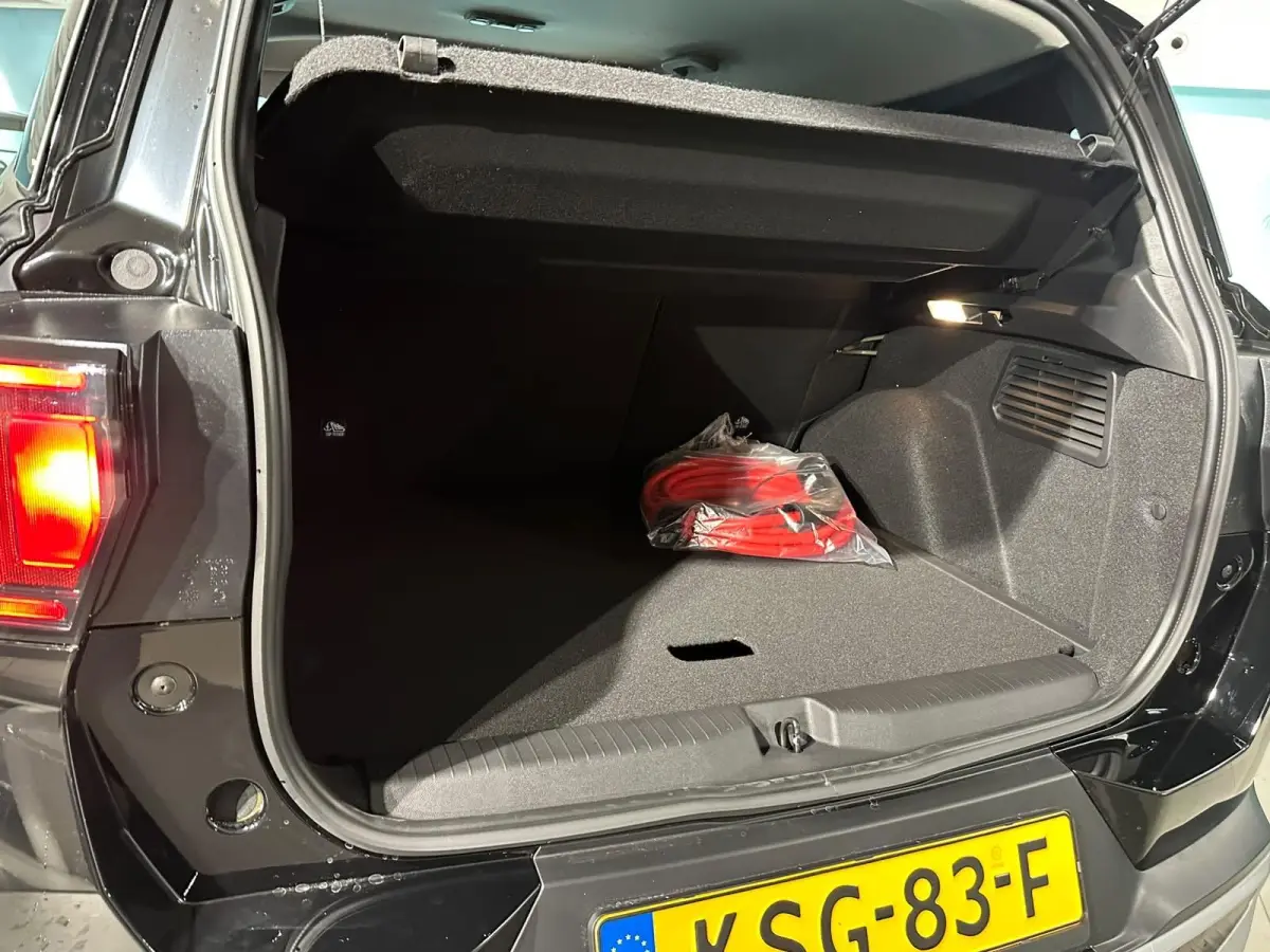 Collection 113pk Extended Range 54 kWh | VOORRAAD SNEL LEVERBAAR!!! | Zwarte lichtmetalen velgen 18 Inch | Keyless | Parkeercamera achter