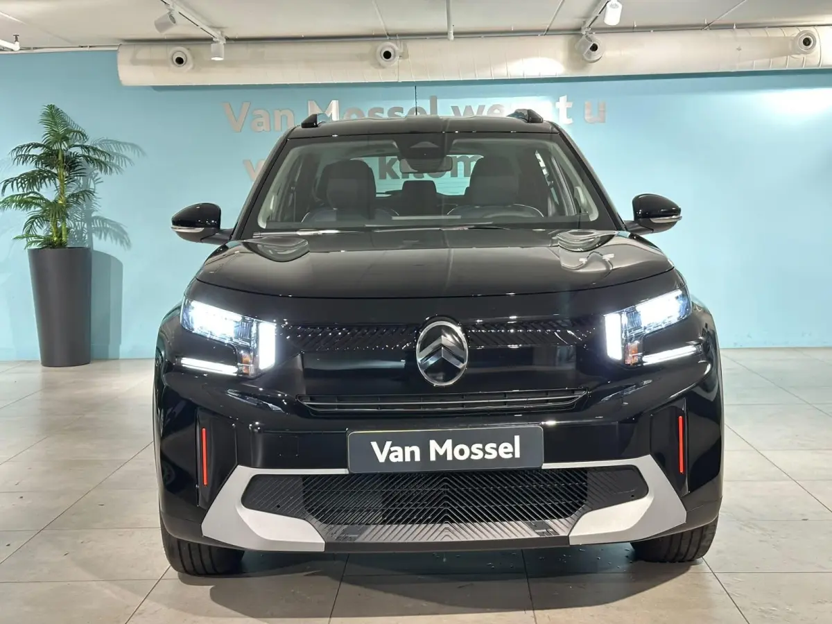Collection 113pk Extended Range 54 kWh | VOORRAAD SNEL LEVERBAAR!!! | Zwarte lichtmetalen velgen 18 Inch | Keyless | Parkeercamera achter